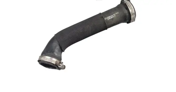 Intercooler hose/pipe