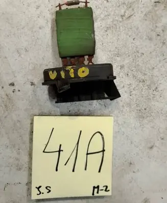 Mercedes-Benz Vito Viano W638 Heater blower motor/fan resistor 0018211910