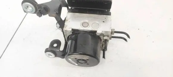 Volvo XC70 ABS Pump 8G9N2C405AC 8G9N-2C405-AC