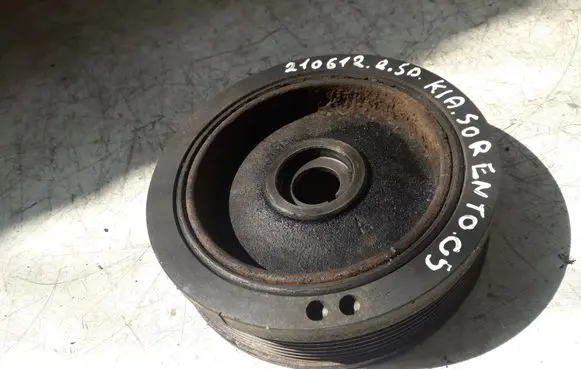 KIA Sorento Crankshaft pulley