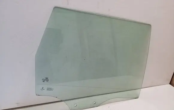 Audi Q2 - Rear door window glass 81A845206