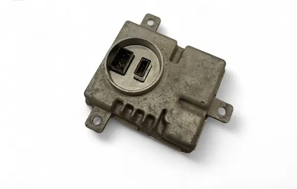 Porsche Macan (95B) Headlight ballast module Xenon 99161832303