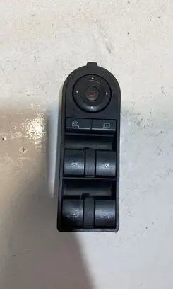 Opel Tigra B Electric window control switch 93162973