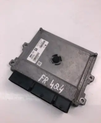 Renault Clio IV Engine control unit/module ECU 237103009R 237102803R