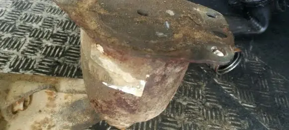 Fiat Multipla Engine mount bracket