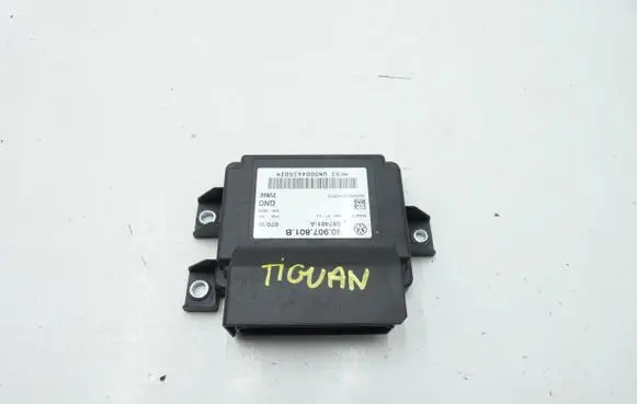 Volkswagen Tiguan Hand brake control module 5N0907801B