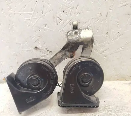 Ford Kuga II Horn signal
