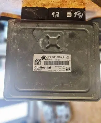 Skoda Roomster (5J) Engine control unit/module 03F906070AF 5WP44631 03F906070N