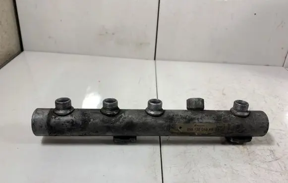 Audi A8 S8 D3 4E Fuel main line pipe 059130089AB