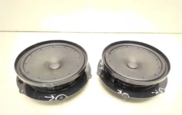 Skoda Superb B6 (3T) Rear door speaker 3T0035411A