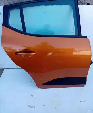 Dacia Sandero III Rear door