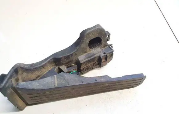 Volkswagen Golf V Accelerator throttle pedal 1K1723503L 6PV008600-01