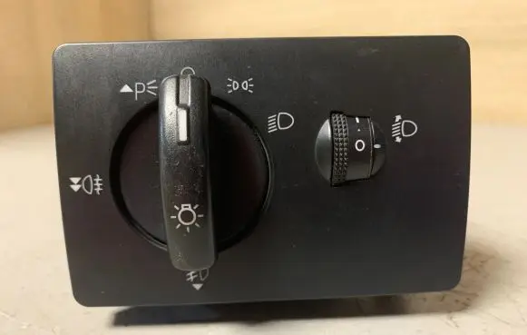 Ford Focus Light switch 4M5T13A024LA