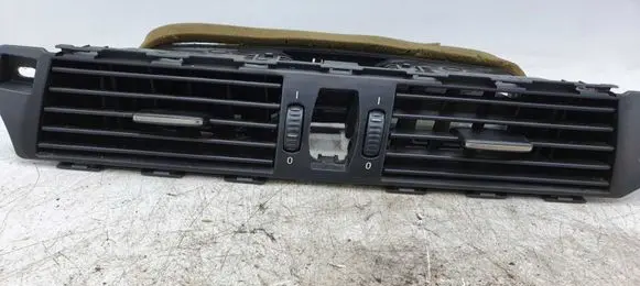 BMW 5 E60 E61 Dash center air vent grill 6910734 7009275 141218