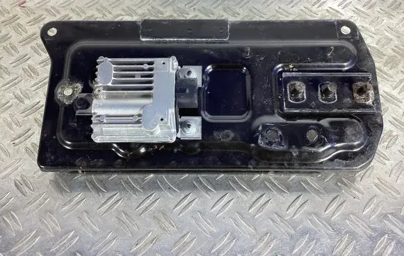 Battery tray