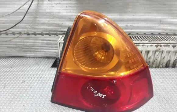Suzuki Liana Rear/tail lights 22032691