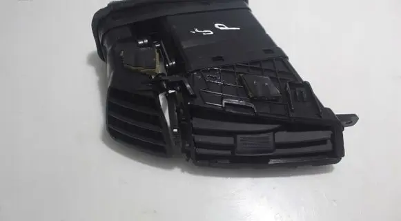 KIA Ceed Dashboard air vent grill cover trim 