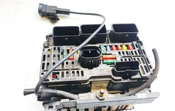 Citroen C5 Fuse box set 9657718780 s118983006k