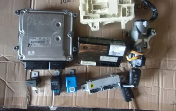 KIA Picanto Engine ECU kit and lock set 2B601
