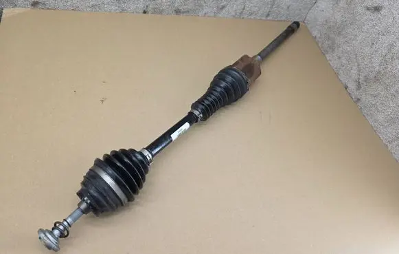 BMW 4 F36 Gran coupe Front driveshaft 7597694