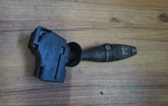 Ford Mondeo Mk III Wiper control stalk 1s7t17a553bc