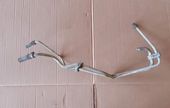 Porsche Boxster 986 Engine coolant pipe/hose