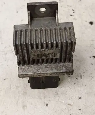 Ford S-MAX Glow plug pre-heat relay AV6112A343BA 9663824880