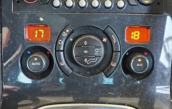 Peugeot 3008 I Climate control/heater control trim 96837481XT IMPRK1500731