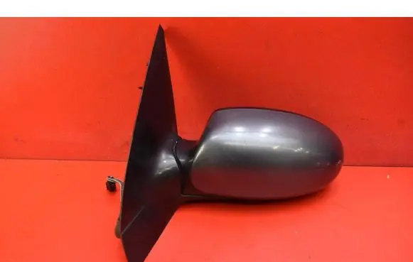Ford Focus Front door electric wing mirror 015475