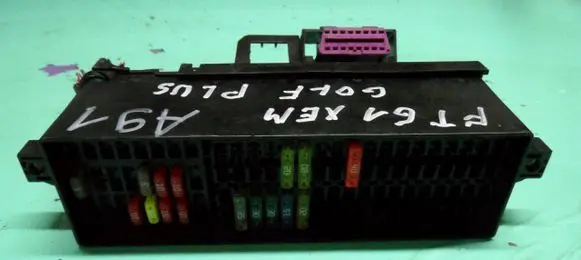 Audi Q3 8U Fuse module 5N0971845E