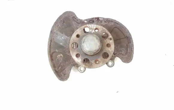 Mercedes-Benz SLK R171 Front wheel hub A2043320101