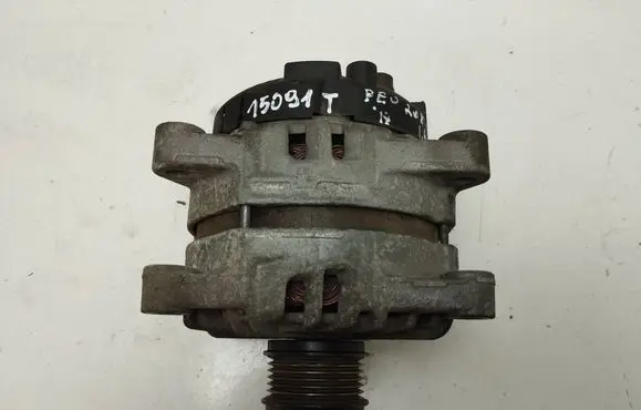 Peugeot 208 Generator/alternator 9810525380 TG15S218 2624310C