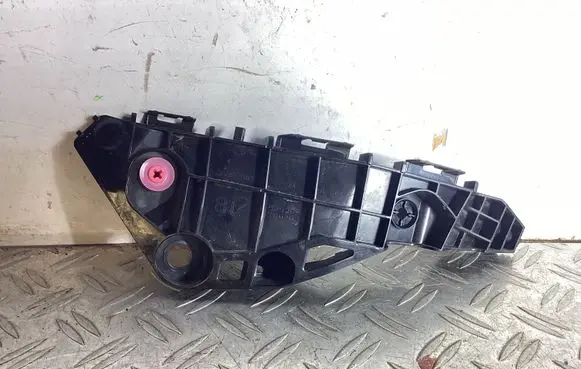 Lexus NX Front bumper mounting bracket 5253678020
