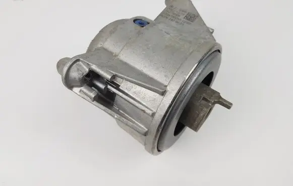 Mercedes-Benz C W206 Engine mount vacuum valve A2062400001
