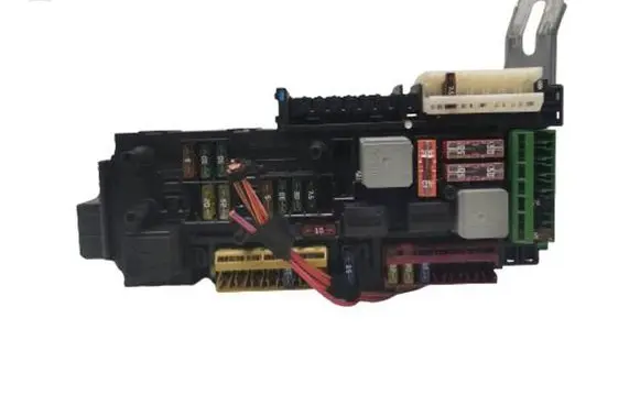 Mercedes-Benz E W212 Fuse box set 2129009722