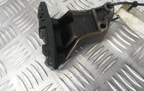 Mercedes-Benz E W124 Slide rail for timing chain 1110520140 1928491508