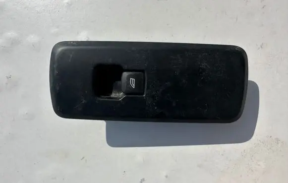 Land Rover Range Rover Sport L494 Electric window control switch AH22240440