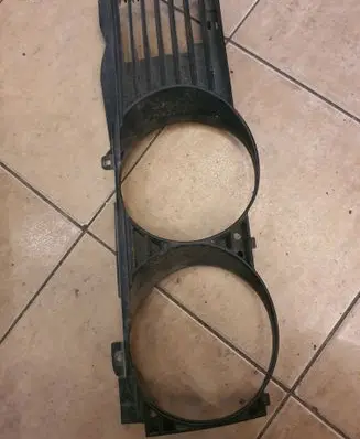 BMW 7 E32 Front grill 19384260