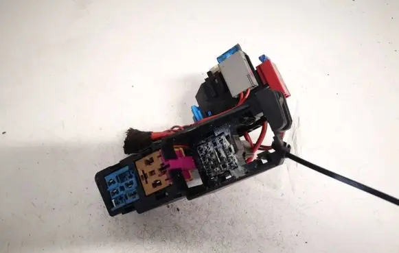 Audi A4 S4 B7 8E 8H Sensor 8e1937503b