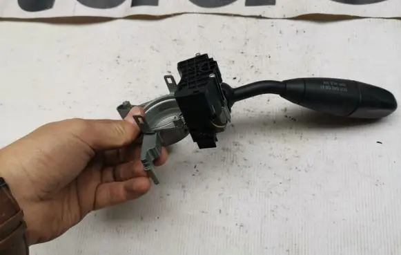 Mercedes-Benz Sprinter W906 Indicator stalk A9065450110 9065450110