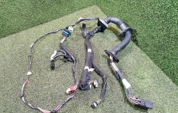Renault Master III Front door wiring loom 241252198R