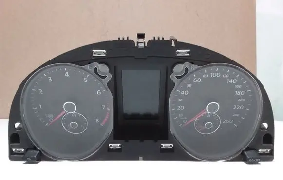 Volkswagen PASSAT B6 Speedometer (instrument cluster) 3C0920872H