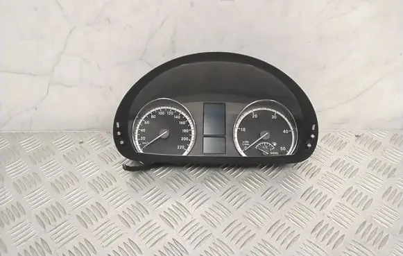 Mercedes-Benz Vito Viano W639 Speedometer (instrument cluster) A6399005600