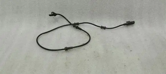Mercedes-Benz GLA W156 X156 ABS brake wheel speed sensor A2465402510