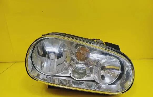 Volkswagen Golf IV Headlight/headlamp