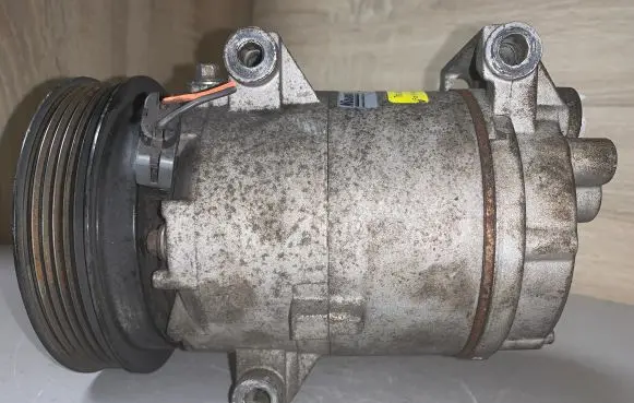 Renault Megane II Air conditioning (A/C) compressor (pump) 89072 7184 2020W6