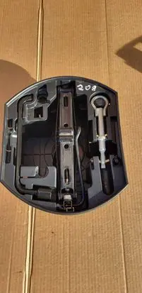 Peugeot 208 I Tool set 9655342680