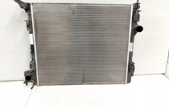 Nissan Qashqai Coolant radiator