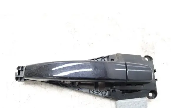 Opel Astra J Front door exterior handle 