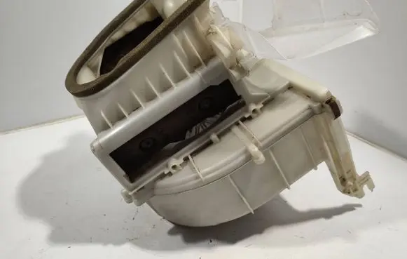 Toyota Hilux (N140, N150, N160, N170) Air conditioning (A/C) fan (condenser) 8713035100